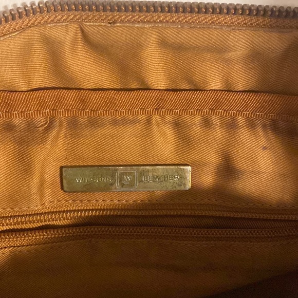 Wilson’s Leather Tan Messenger Bag - Picture 3 of 5